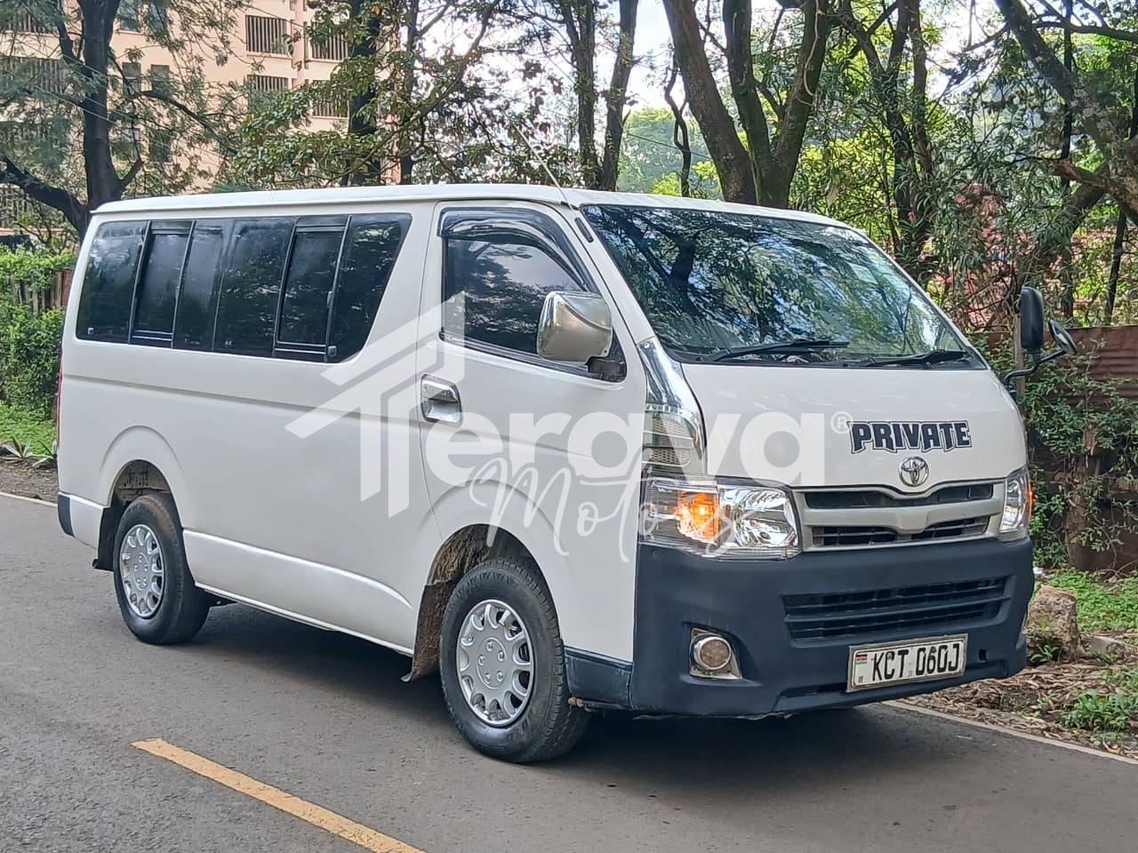 TOYOTA HIACE 7L – Terava Motors