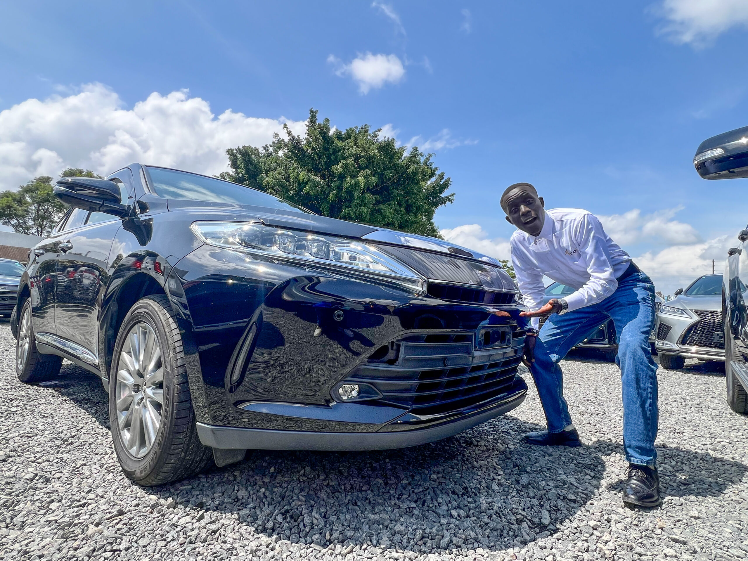 Toyota Harrier Grill Theft Kenya 2026: Why Nairobi Harrier Owners Are Removing Their Grilles at Night